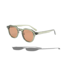 Grün / Braun